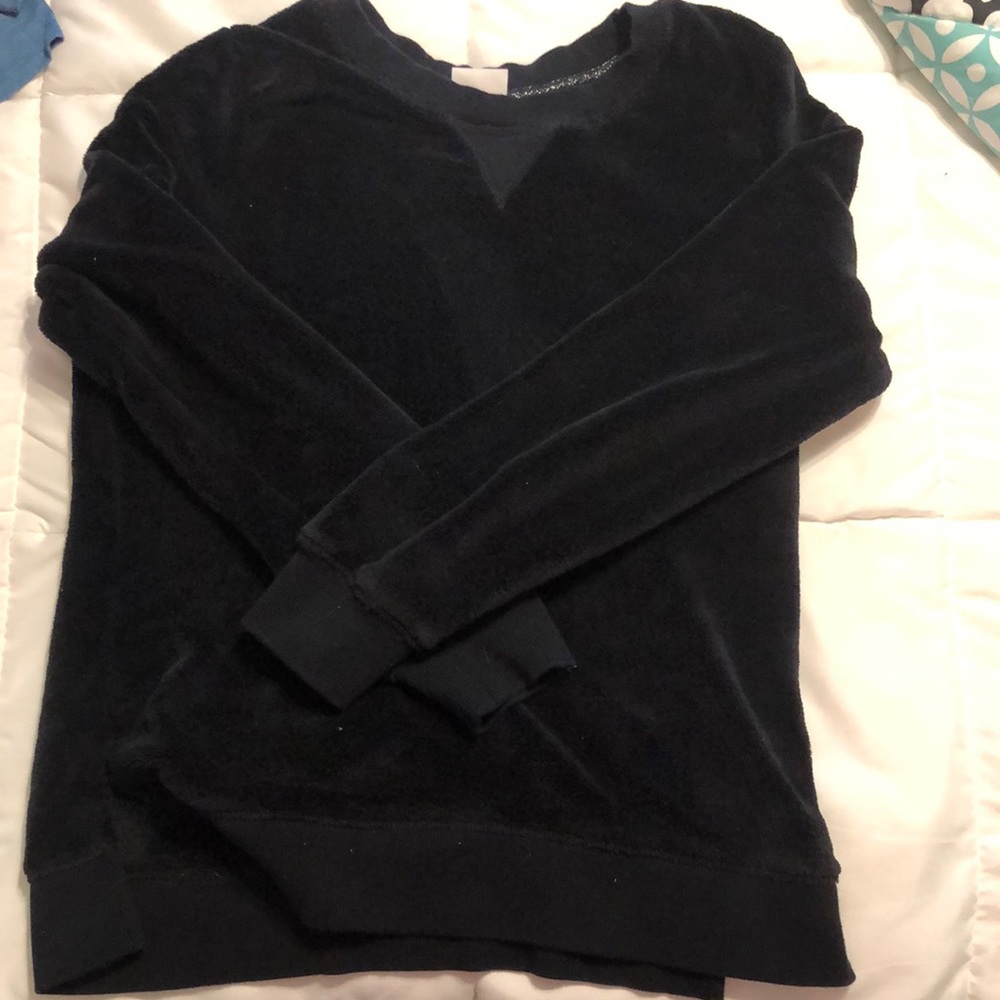 SUPER soft black sweat-shirt